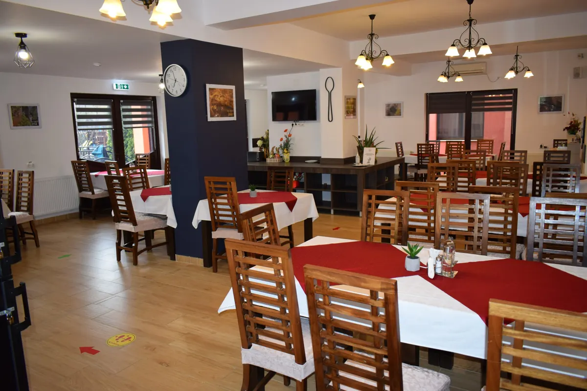 Sala de mese a restaurantului